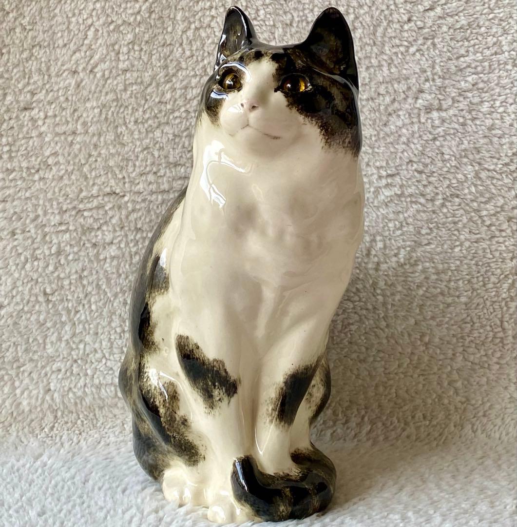 モデルNo.42 ウィンスタンレイキャット　初期作品　ハチワレ猫　貫入無し❣️