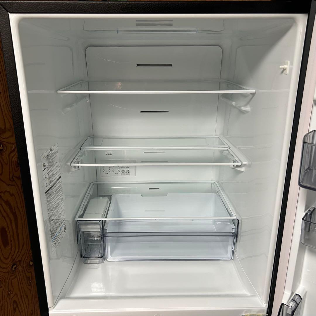 都内23区送料無料❗️ TOSHIBA GR-U33SC (KZ) 3ドア冷蔵庫✨