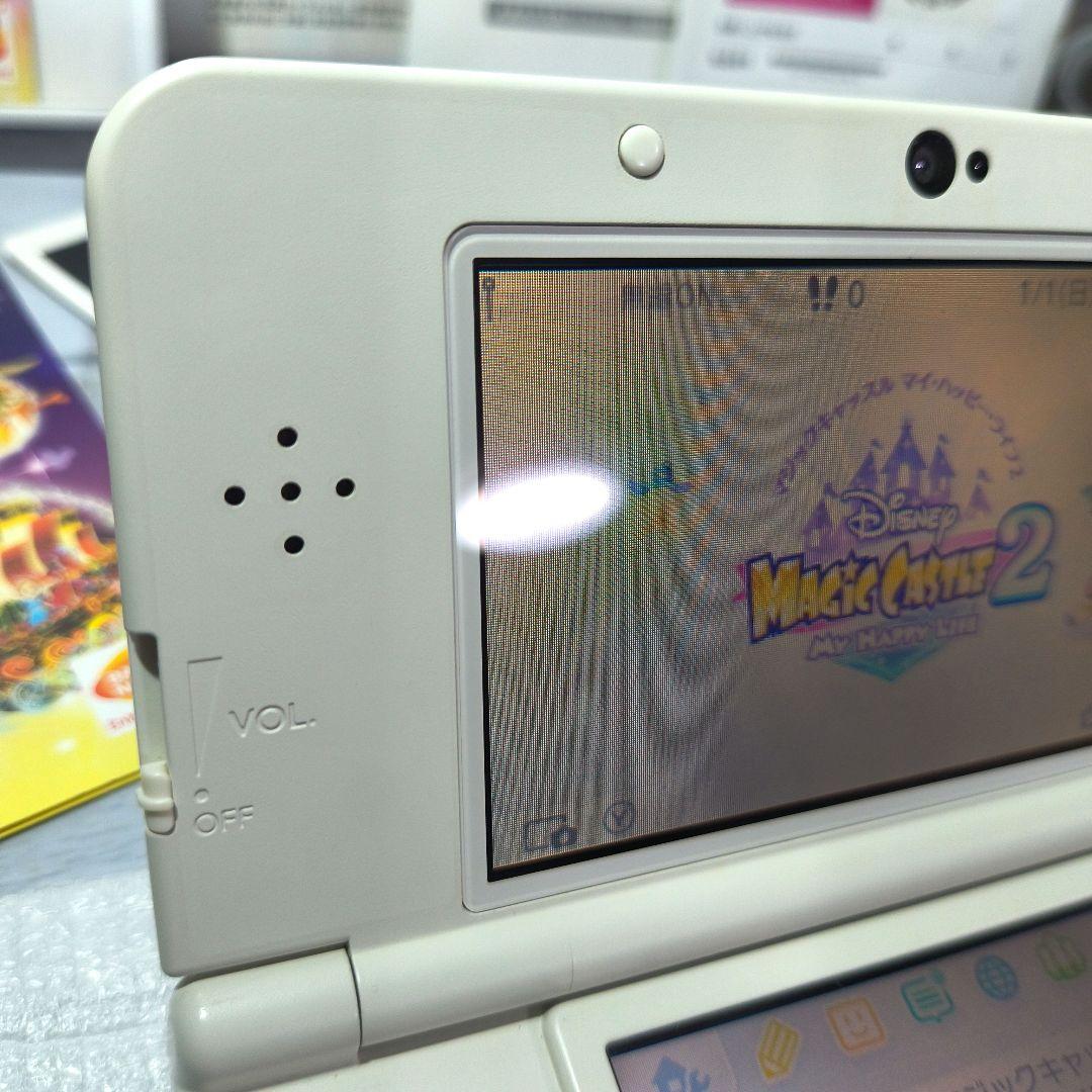 d*7様 完品　動作品　new Nintendo 3DS ディズニー マジックキ