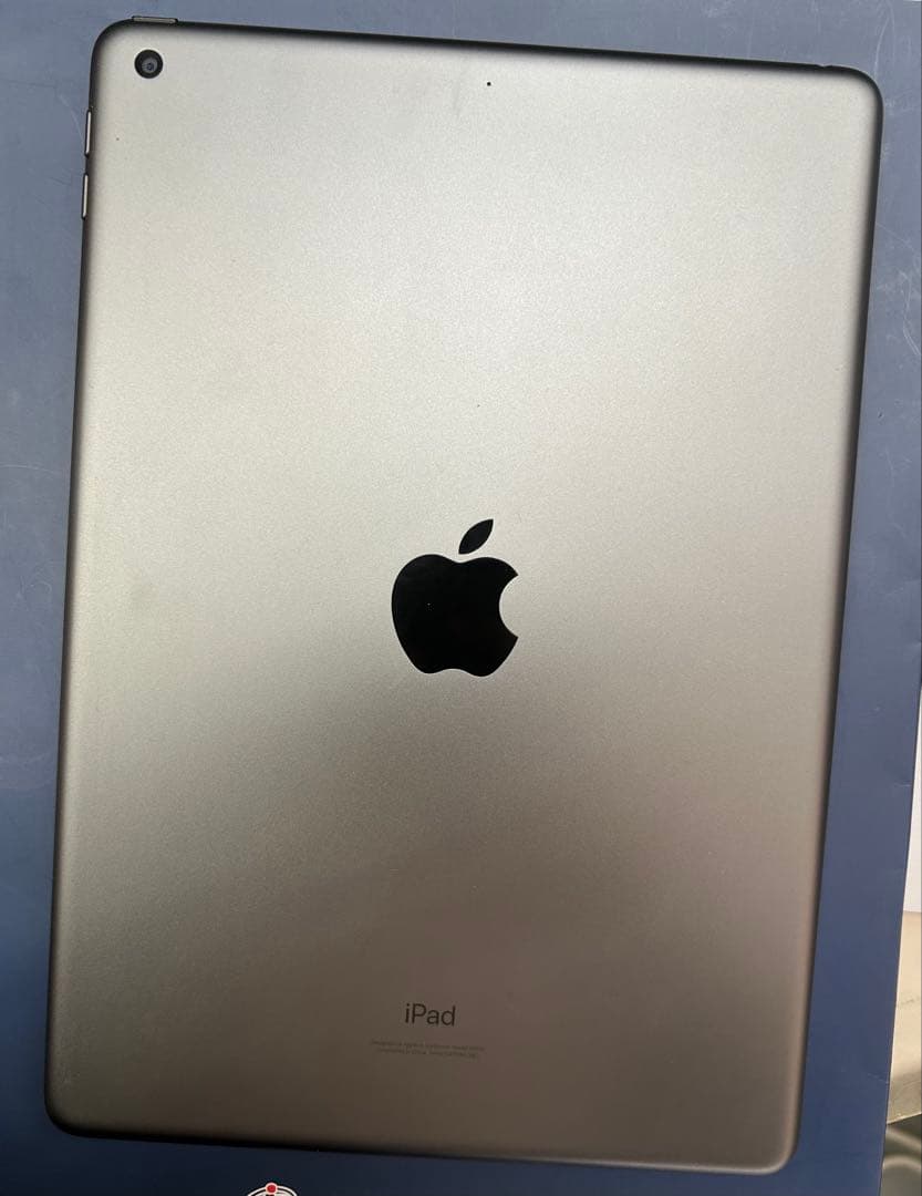 Apple iPad 第9世代 64GB スペースグレー　wifiモデル