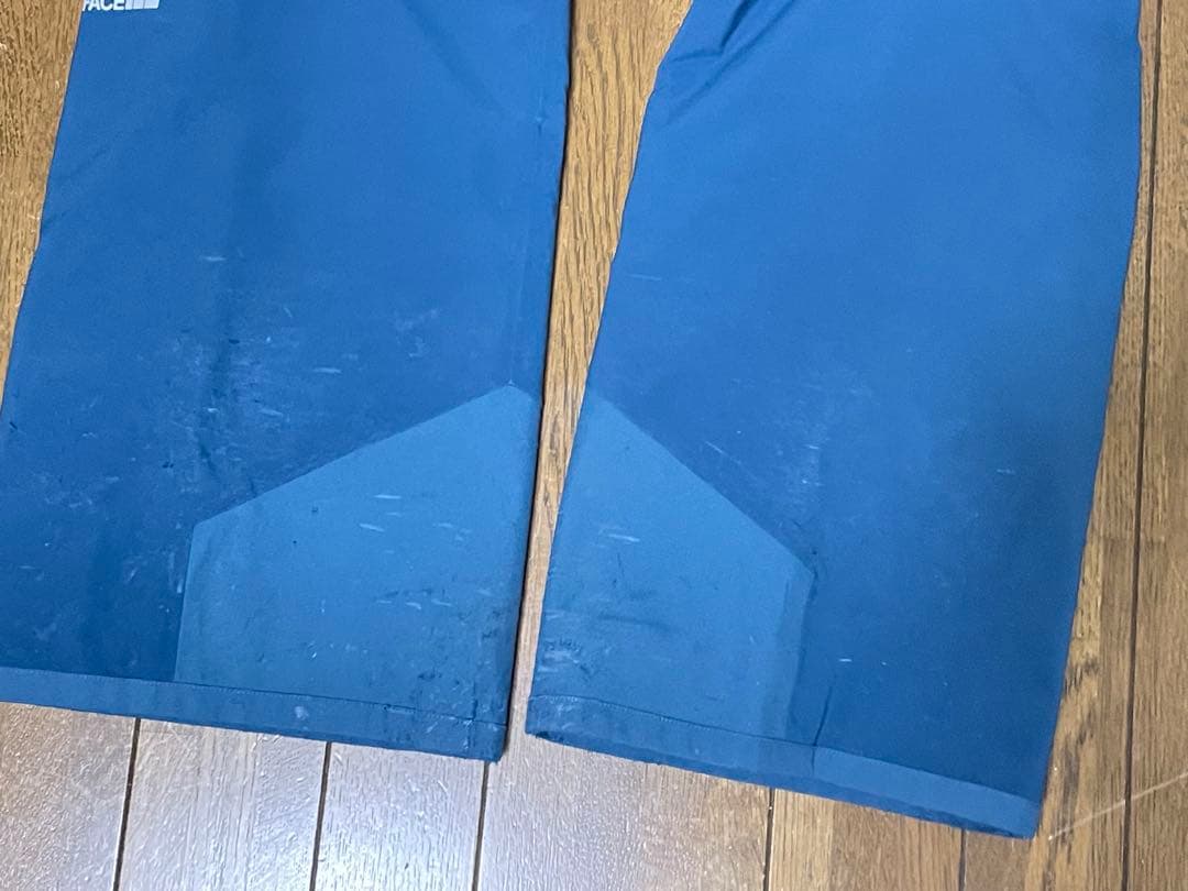 The North Face フード付きスキーウェア