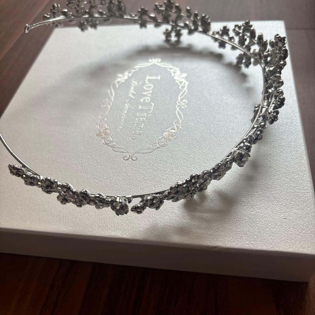 LoveTiara ブロッサムクラウンティアラ&ピアスセット