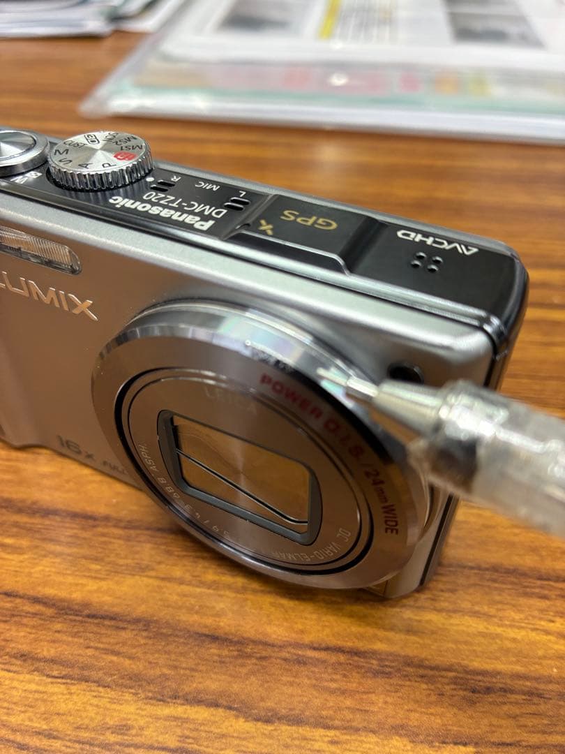 LUMIX 16x FULL HD コンパクトデジタルカメラ　パナソニック