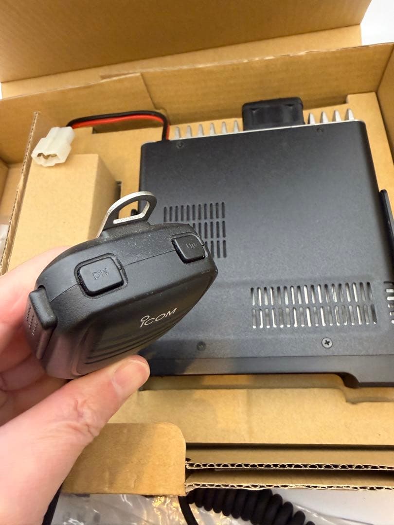 アイコムID-4100D 50w モービル無線機 D-STAR