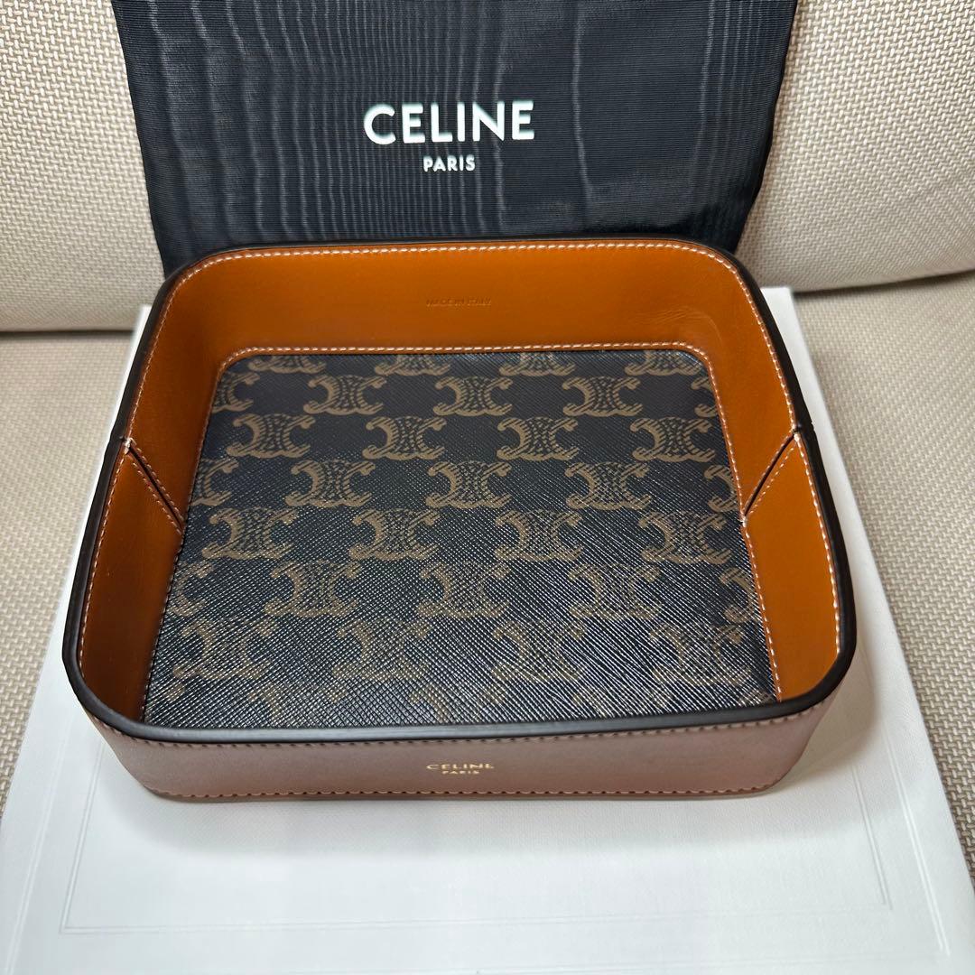 【正規品】CELINEトリオンフレザートレー アクセサリーボウル