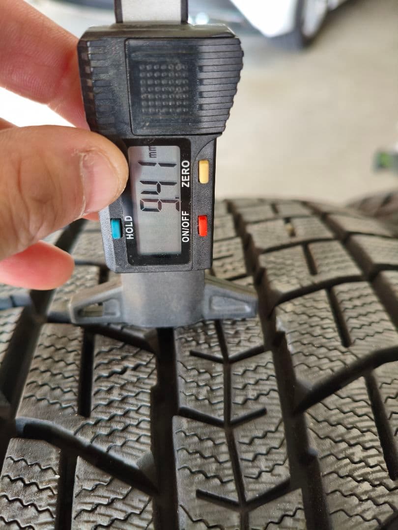 BMW X3.X4 MAK　スタッドレスタイヤ・ホイールセット　4本