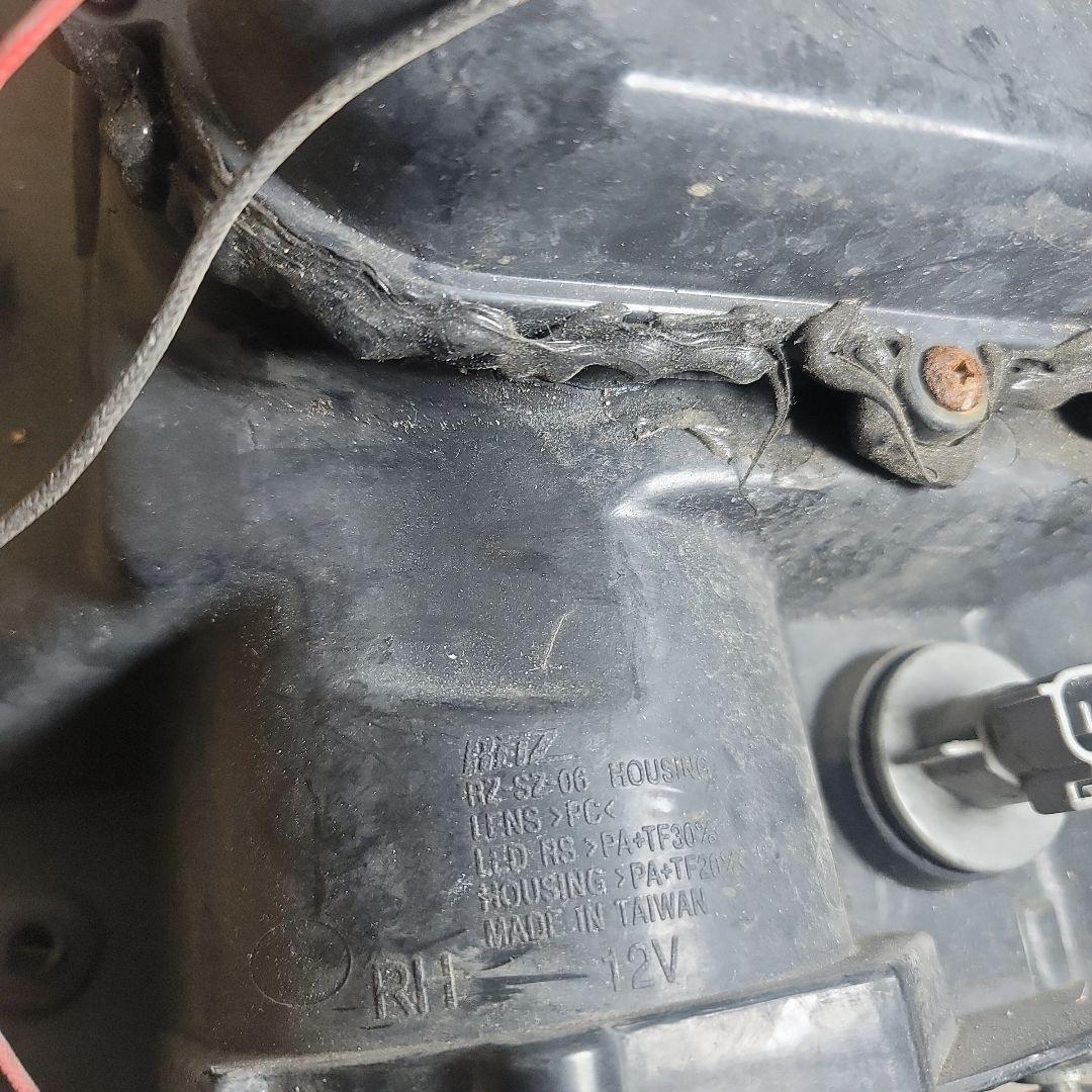 DA64 エブリィ REIZヘッドライト