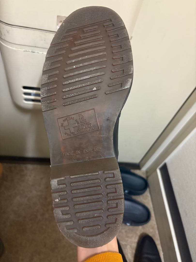 Dr. Martens ENGLAND製　チェルシーブーツ