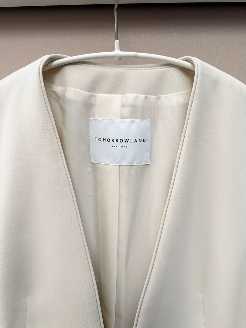 新品 トゥモローランド　ドライダブルクロス ノーカラージャケット