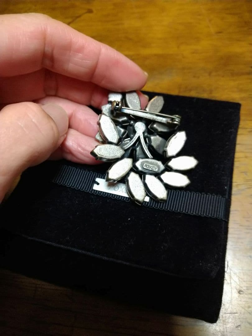 本日のみ値下げフォクシーブローチ