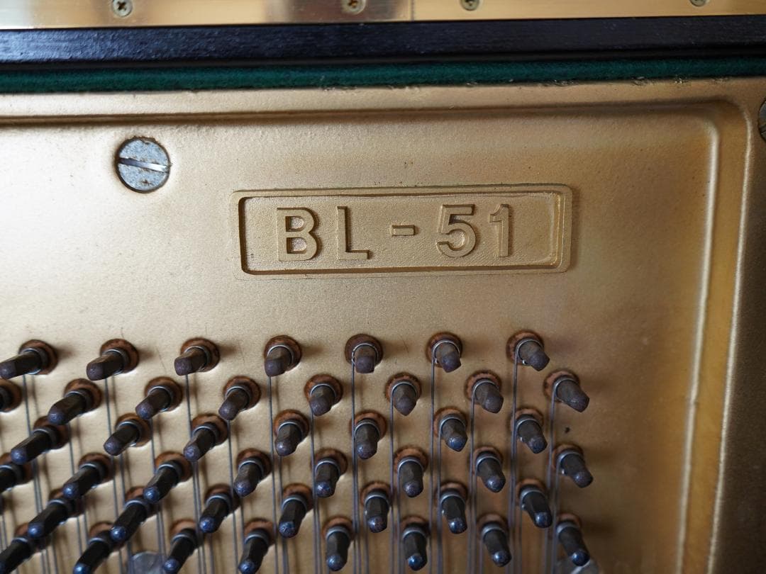 （極上中古）カワイ アップライトピアノ KAWAI BL-51 (日本製)