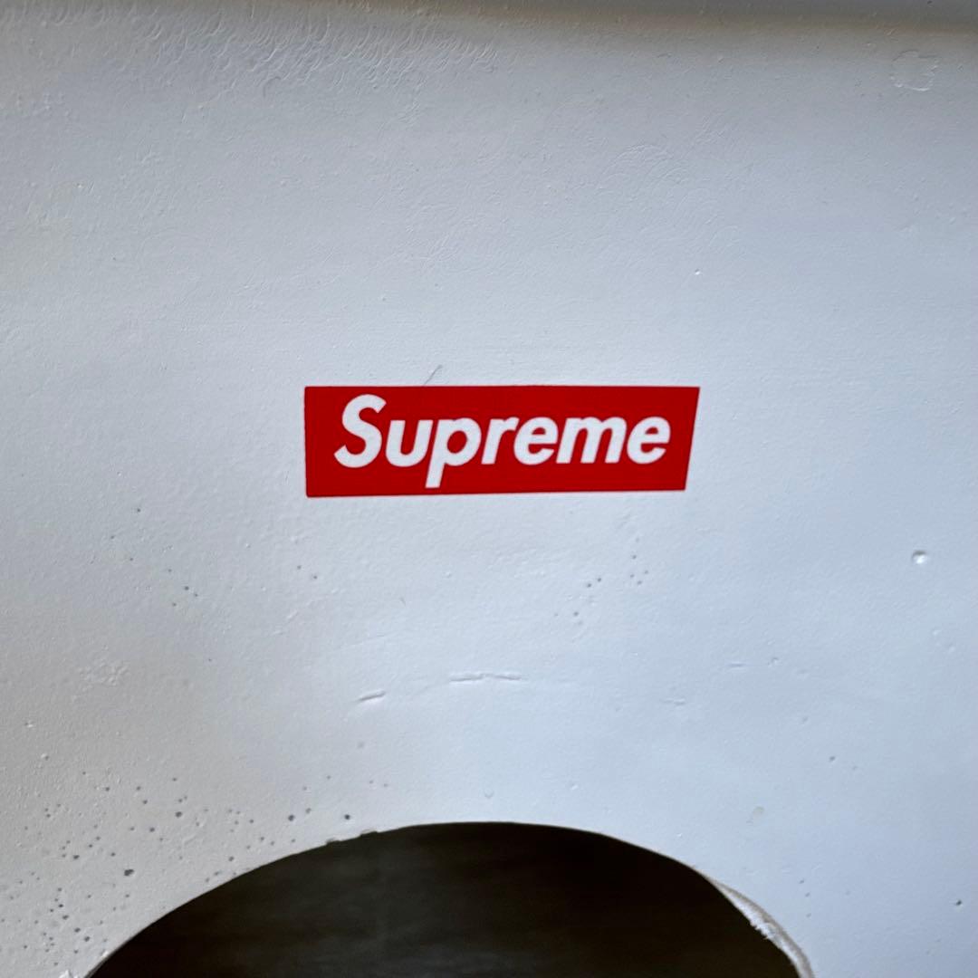 サイドテーブル・ナイトテーブル・ローテーブル Supreme Rotary Hero Sticker Bricks Stool