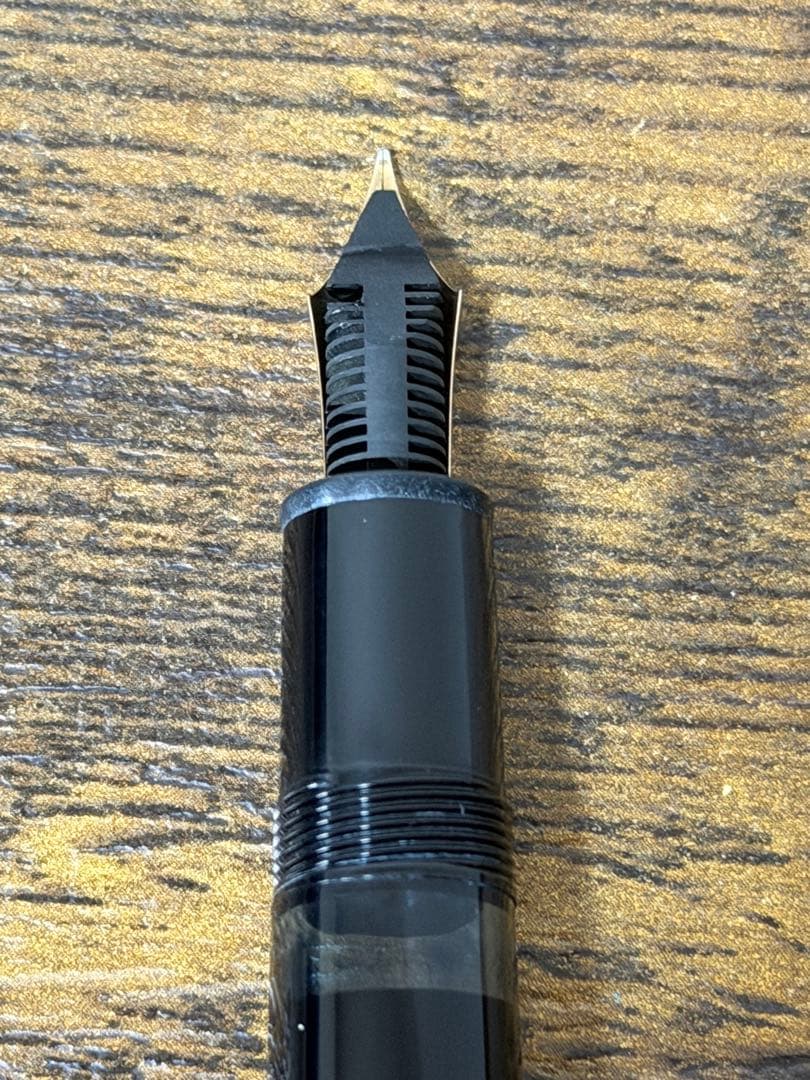 未使用に近い　146 ル グラン　14K 全金　2段エボナイトペン芯　万年筆　F