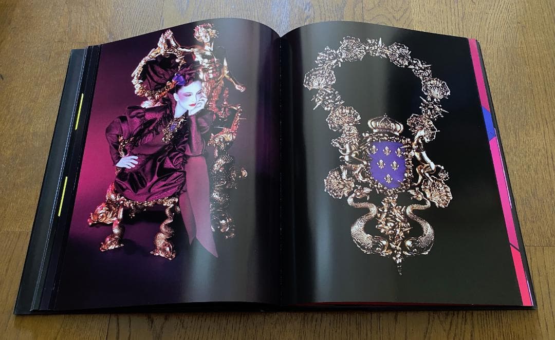 K*k様 セルジュ・ルタンス　大型写真集　Serge lutens 美品