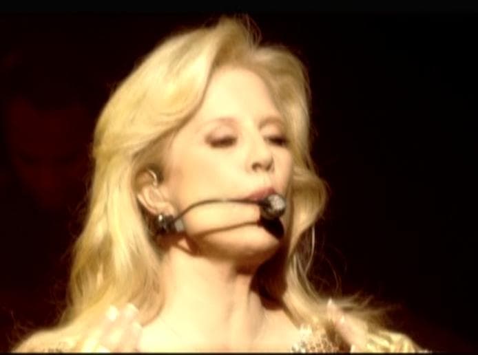 シルヴィ・バルタン・ライヴDVD-4N『パレ・デ・コングレ2004』