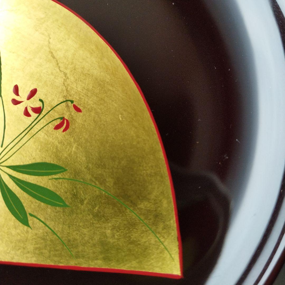 【未使用】漆　溜色　漆塗り　菓子皿　銘々皿　金箔　花柄　柄違い　５客　茶器
