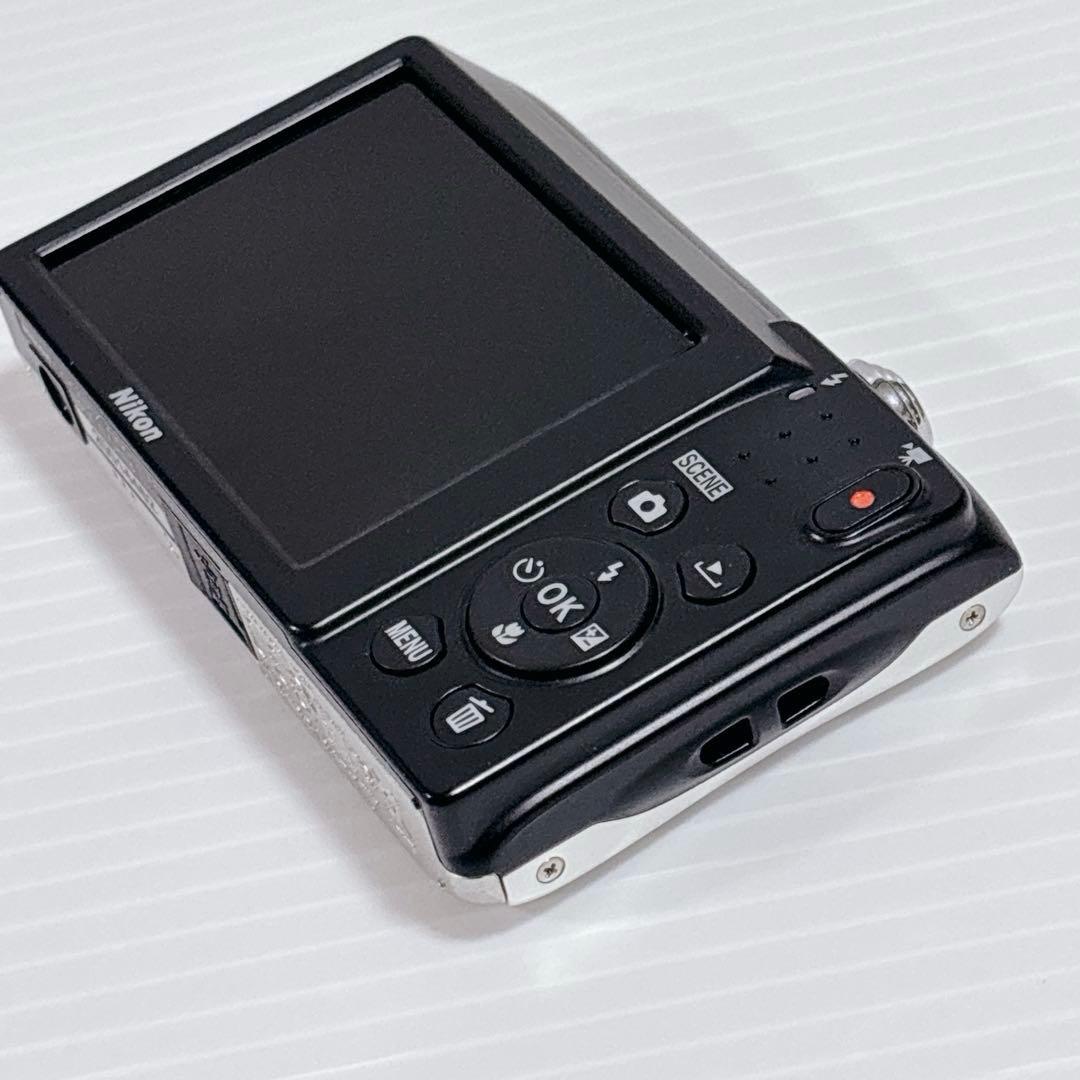 Nikon COOLPIX A100 コンパクトデジタルカメラ 動作品 デジカメ