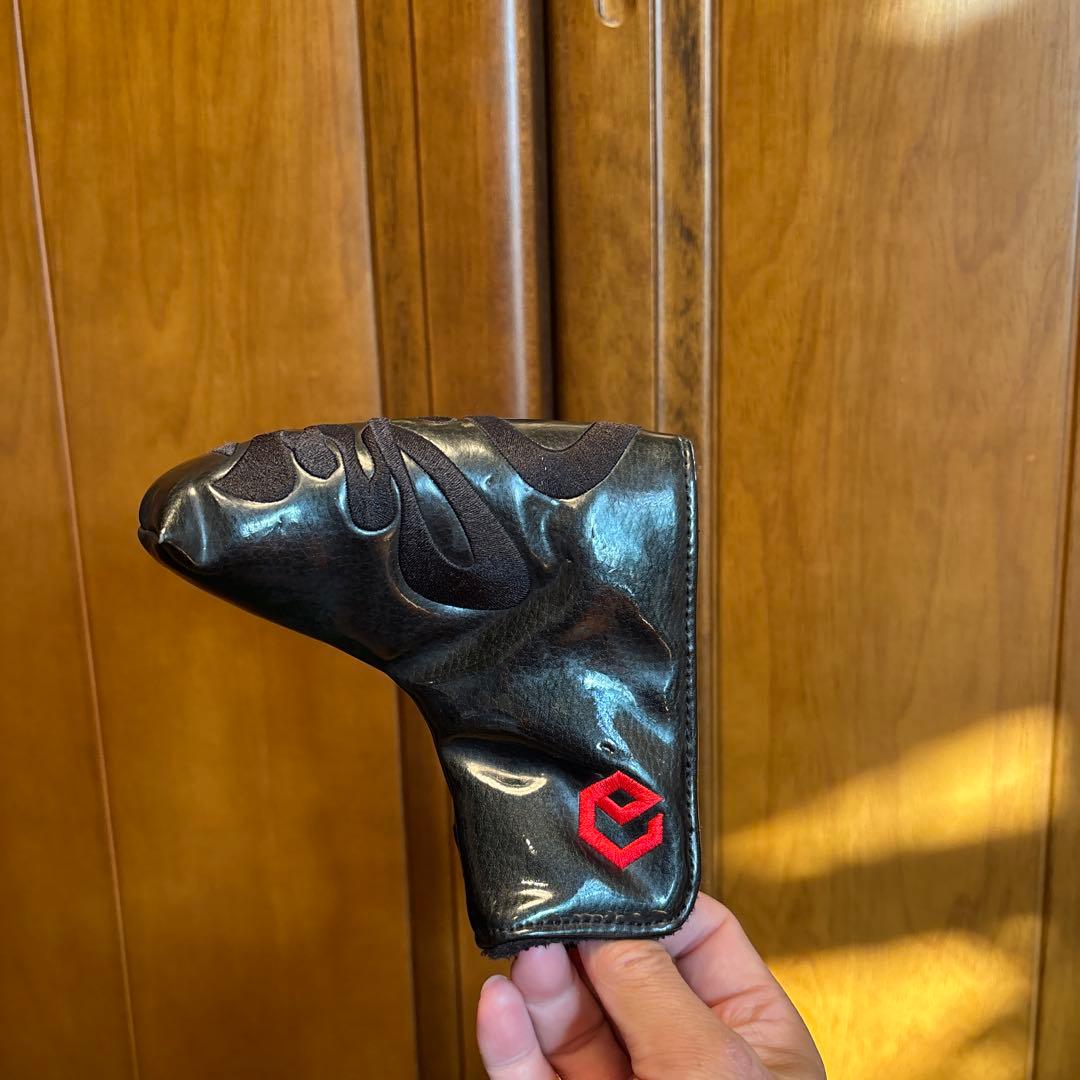 希少！エポン越後の龍エナメルキャディバッグ黒、パターカバー付き