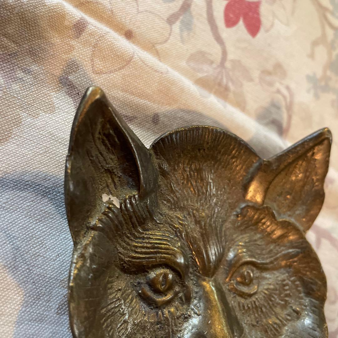 343イギリス買い付け猫の顔型金属製小物入れ重いブロンズ風
