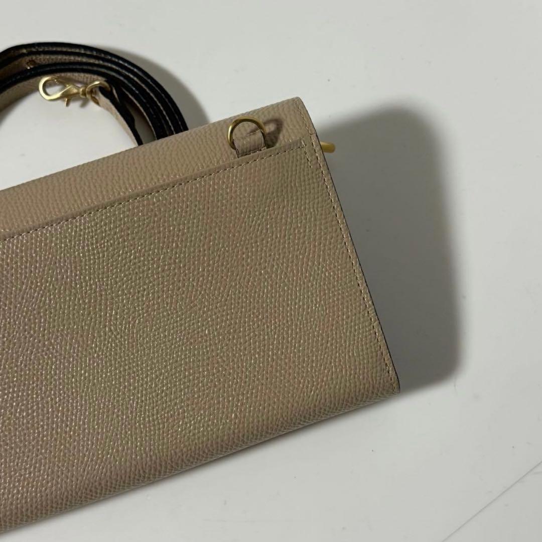 専用です。Epoi マルチウォレットSランク　ベージュ⭐︎エポイ