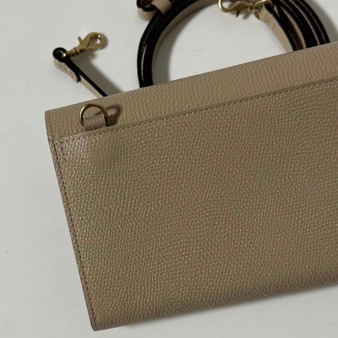 専用です。Epoi マルチウォレットSランク　ベージュ⭐︎エポイ