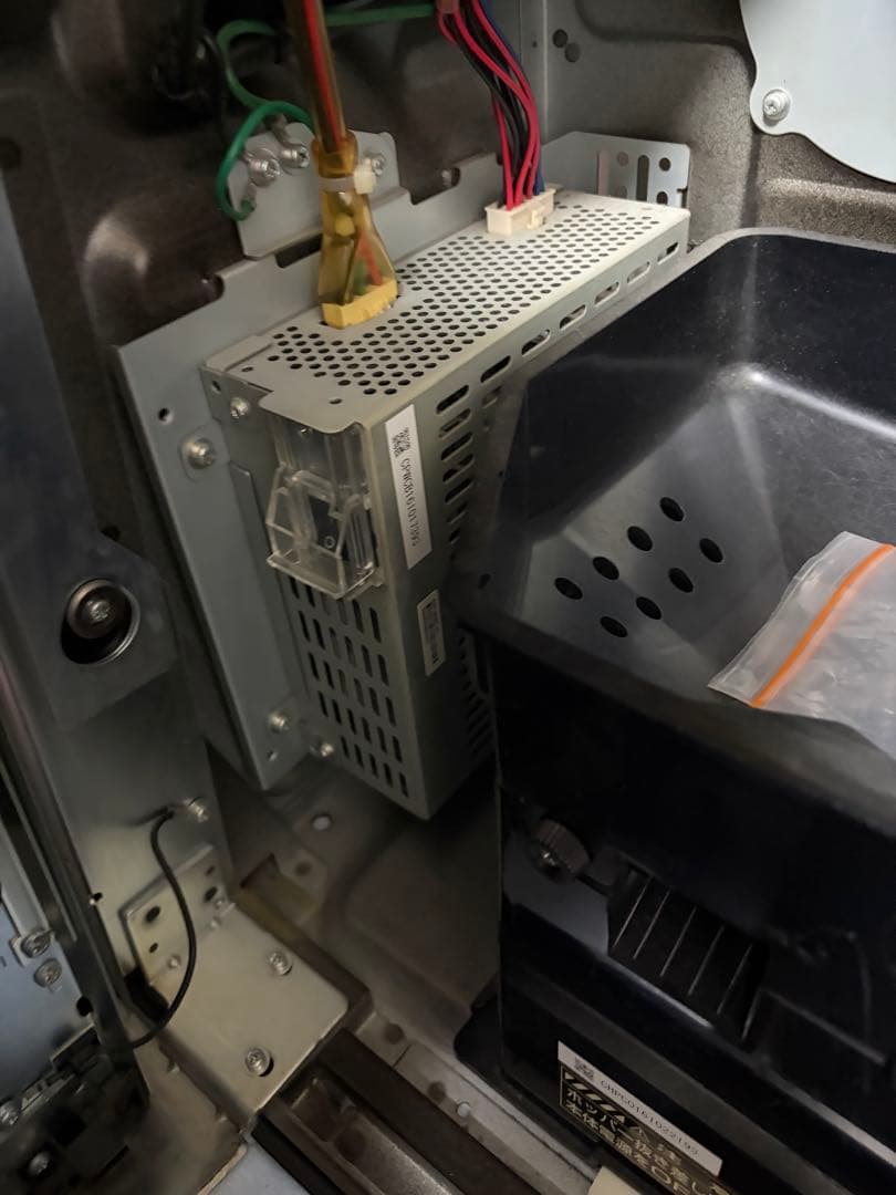 Macy まどマギ2 パチスロ機 ホワイト　自宅まで配送