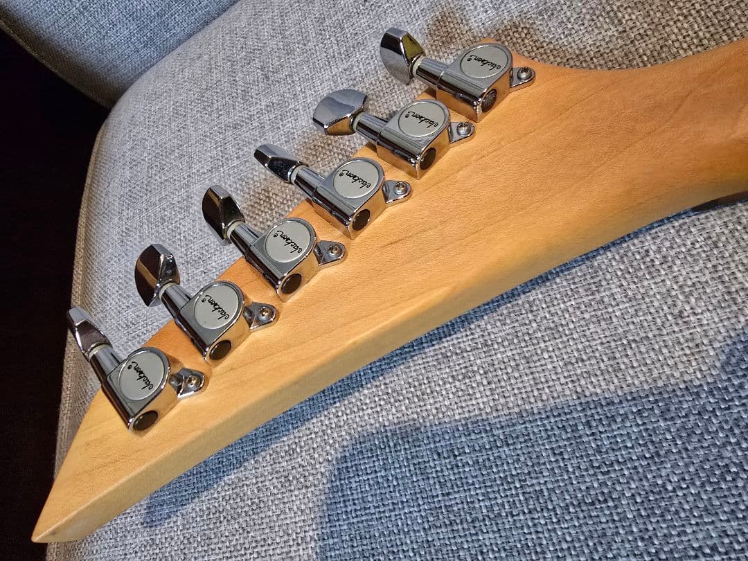 Jackson JS23 エレキギター ディンキー