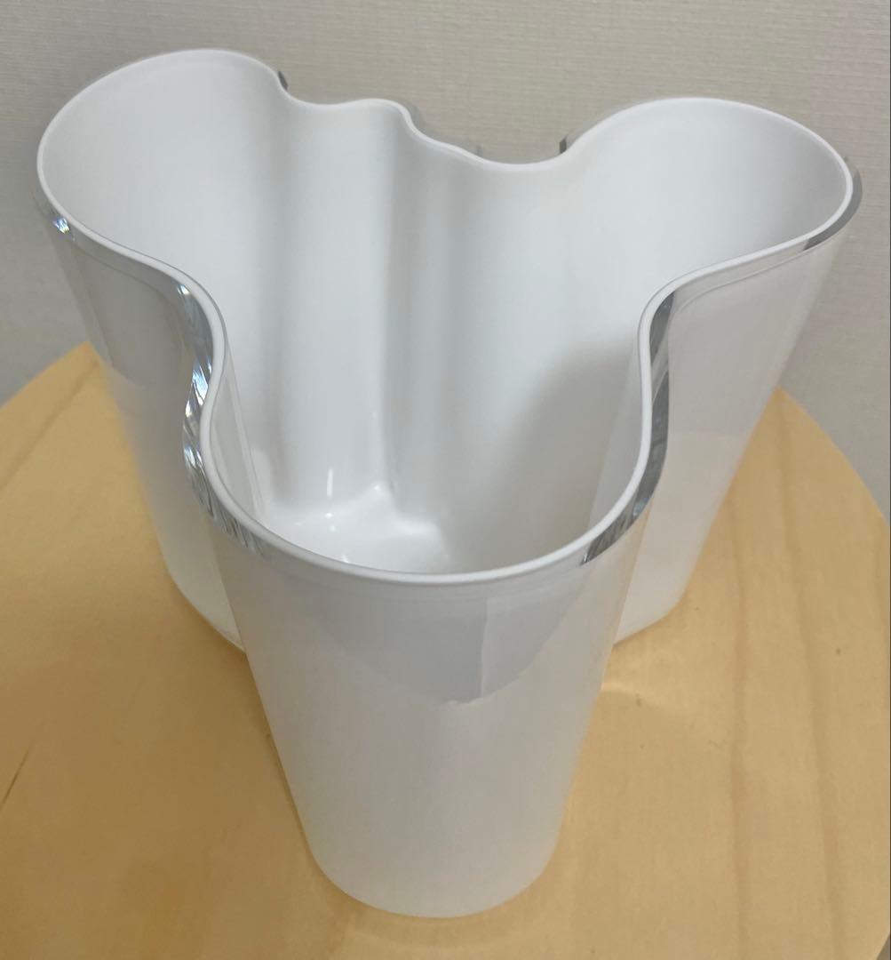 イッタラ　アルヴァ・アアルトベース 160mm ホワイト