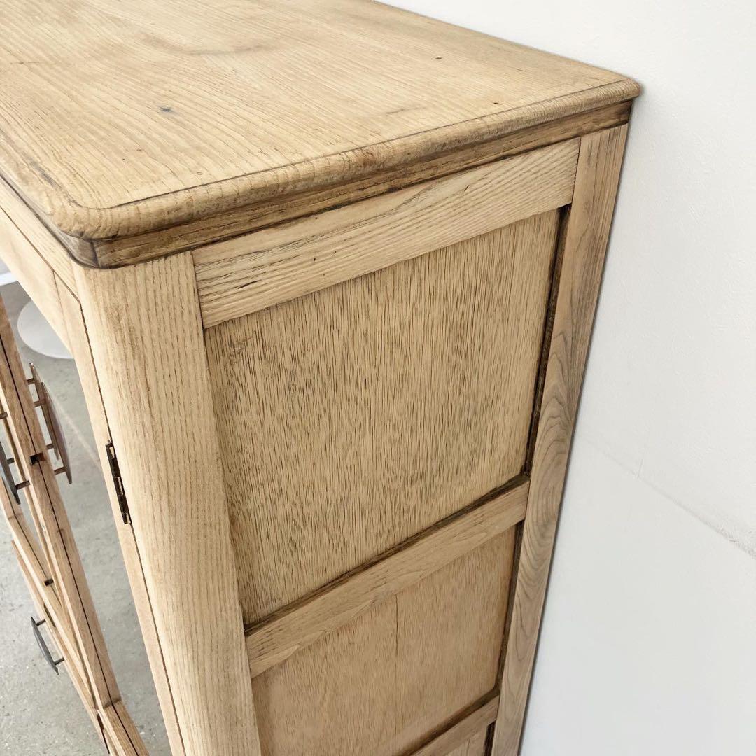 レトロ　ヴィンテージ　古家具　収納　食器棚　ガラス棚　ガラスキャビネット　剥離