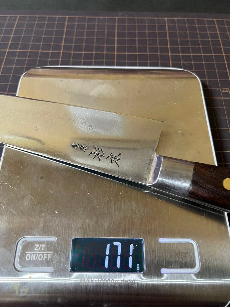 東京杉本 牛刀包丁 全鋼 包丁 刃渡り24cm 研ぎ澄み