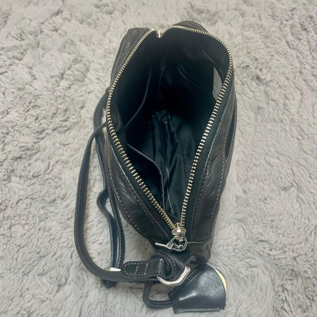 【チカ】アニアリ ショルダー バッグ ブラック 本革 斜めがけ 軽量