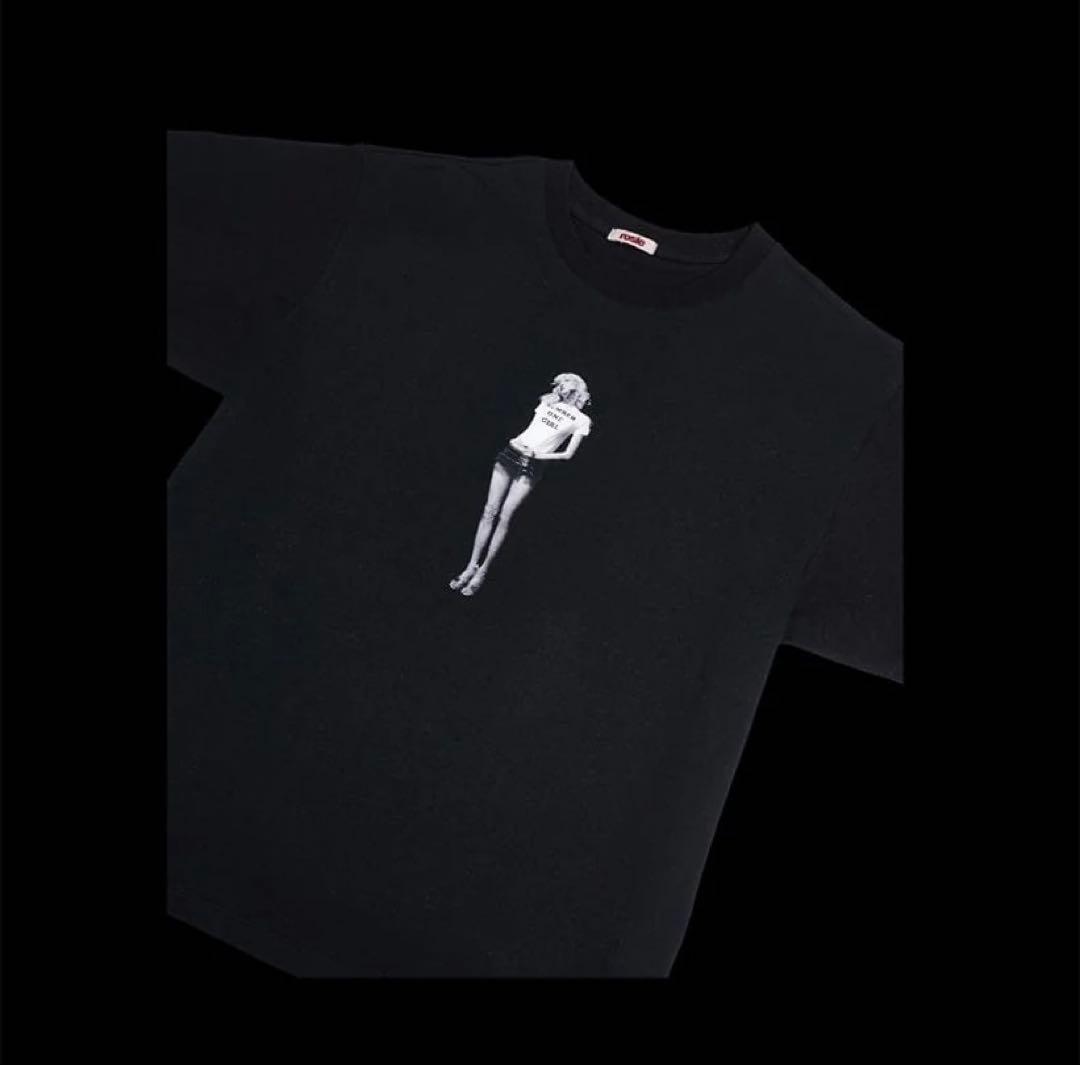 BLACKPINK ロゼ rosie ロージー ROSIE BLACK Tシャツ