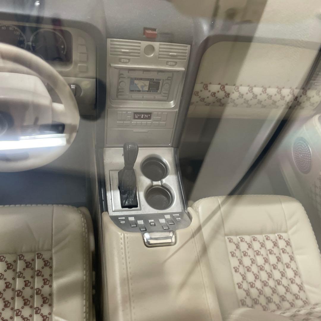 9/30まで！特大ラジコン1／8スケール　リンカーン ナビゲーター