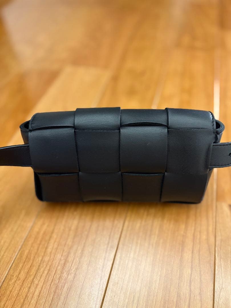 BOTTEGA VENETA ブラック ショルダーバッグ