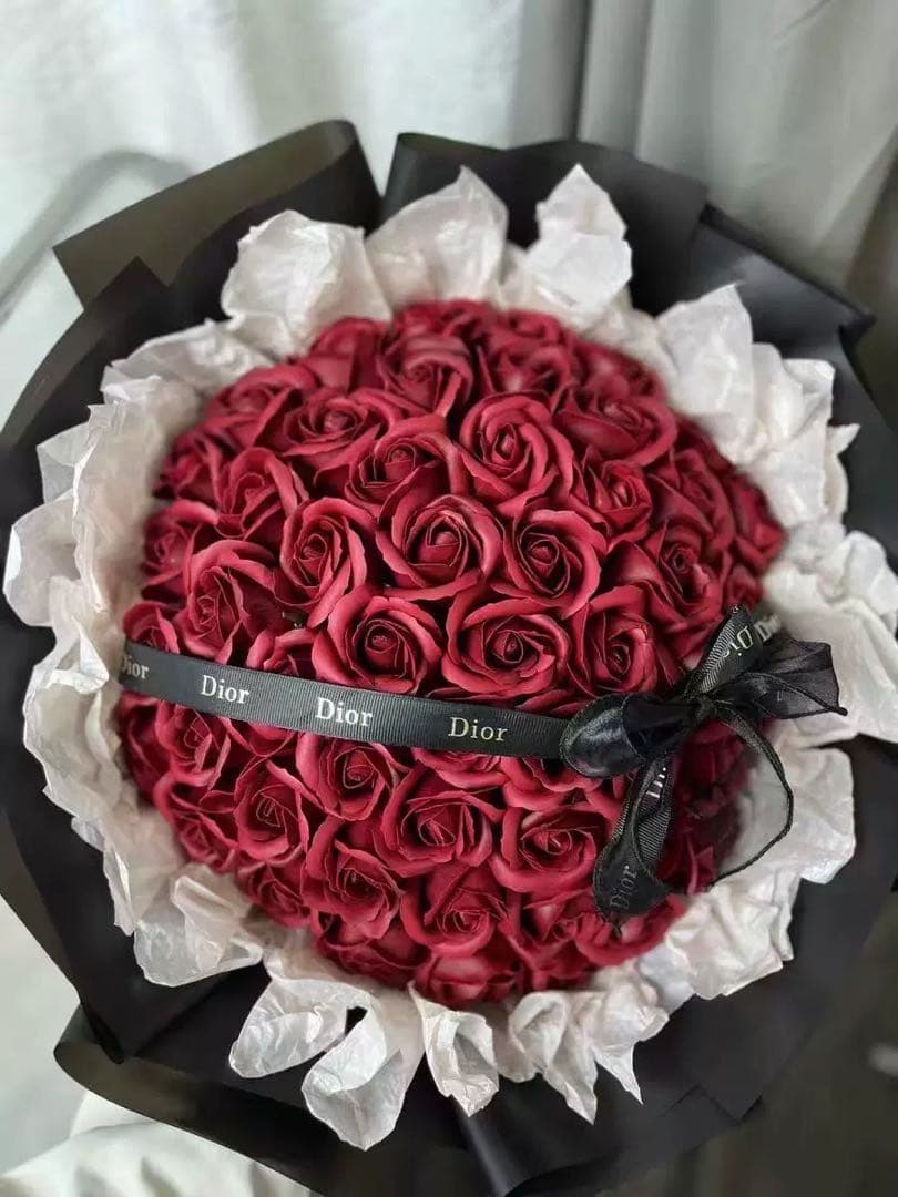 バラ　バラの花束　装飾　人工フラワー　造花　バレンタイン　母の日　　誕生日