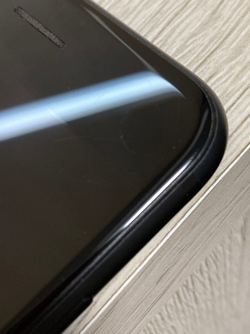 iPhone 7 128GB ブラック　本体　おまけ付き