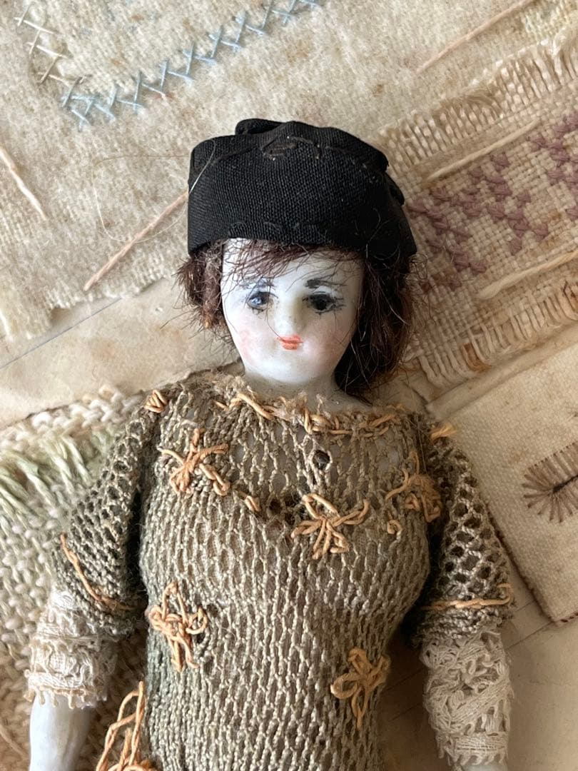 アンティークビスクドール陶器小さなドールミニョネット レトロ人形ハンドメイド