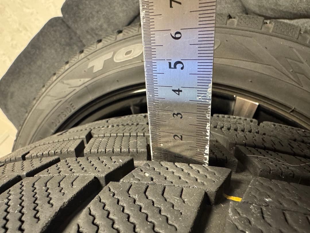 225/55R19TOYO スタッドレス4本5H114.3