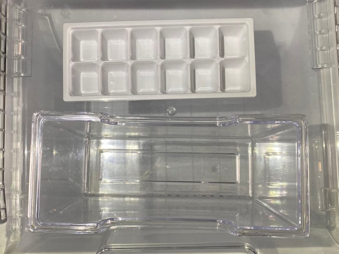 シャープ　ノンフロン冷凍冷蔵庫　SJ-15E9-W 2022年製　152L