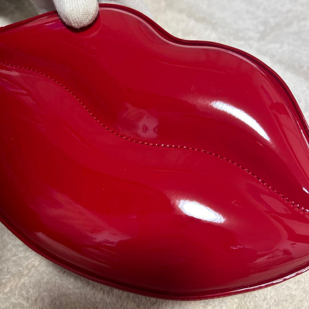 新品未使用　katespade リップ型チェーンクラッチ2way バッグ