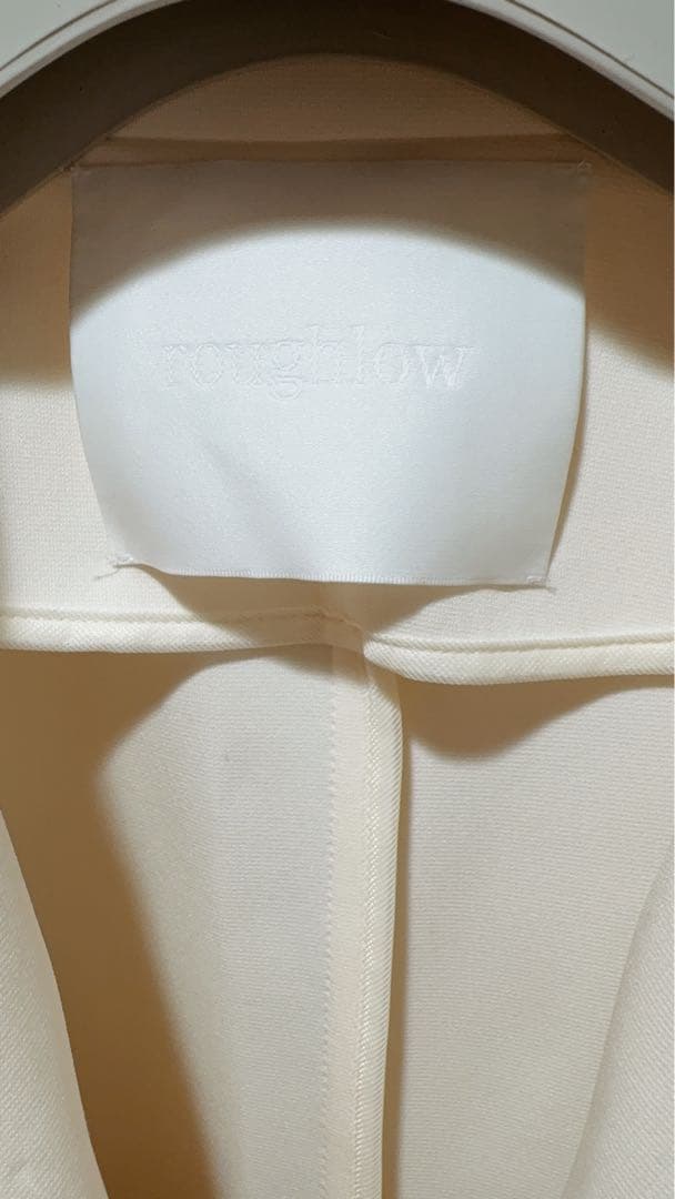 roughlow ジャケット ホワイト フリーサイズ 未使用