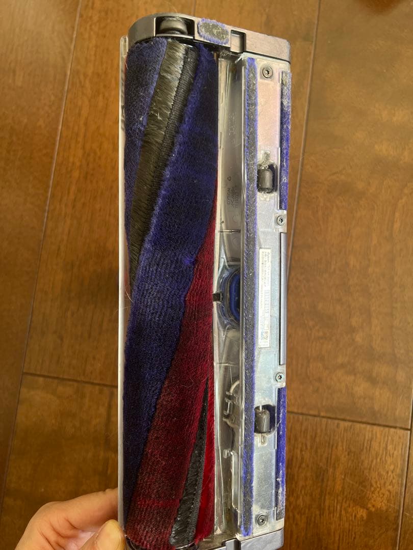 dyson ダイソンV8 Slim Fluffy 掃除機