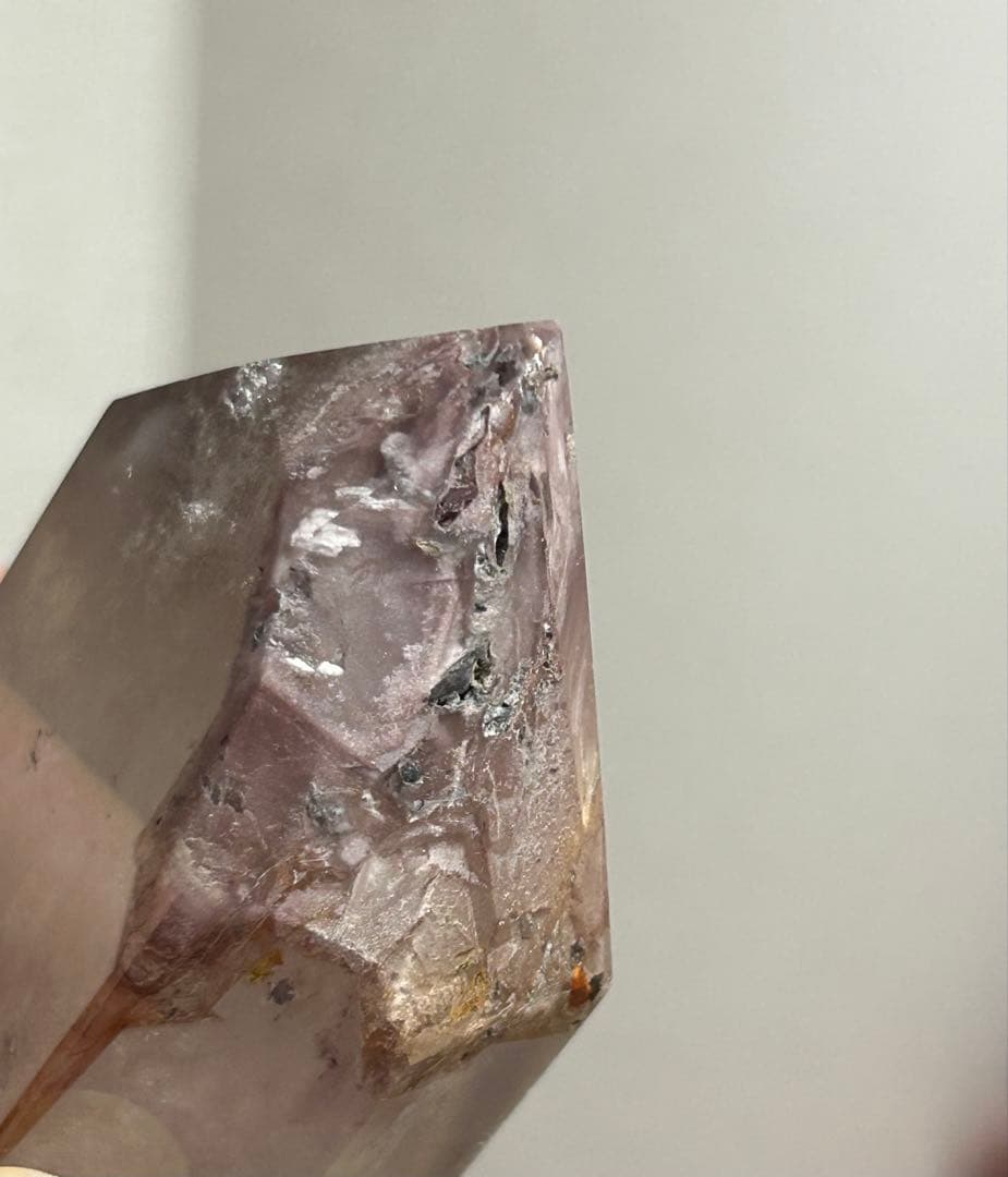 ピンクリチウムクォーツ　原石