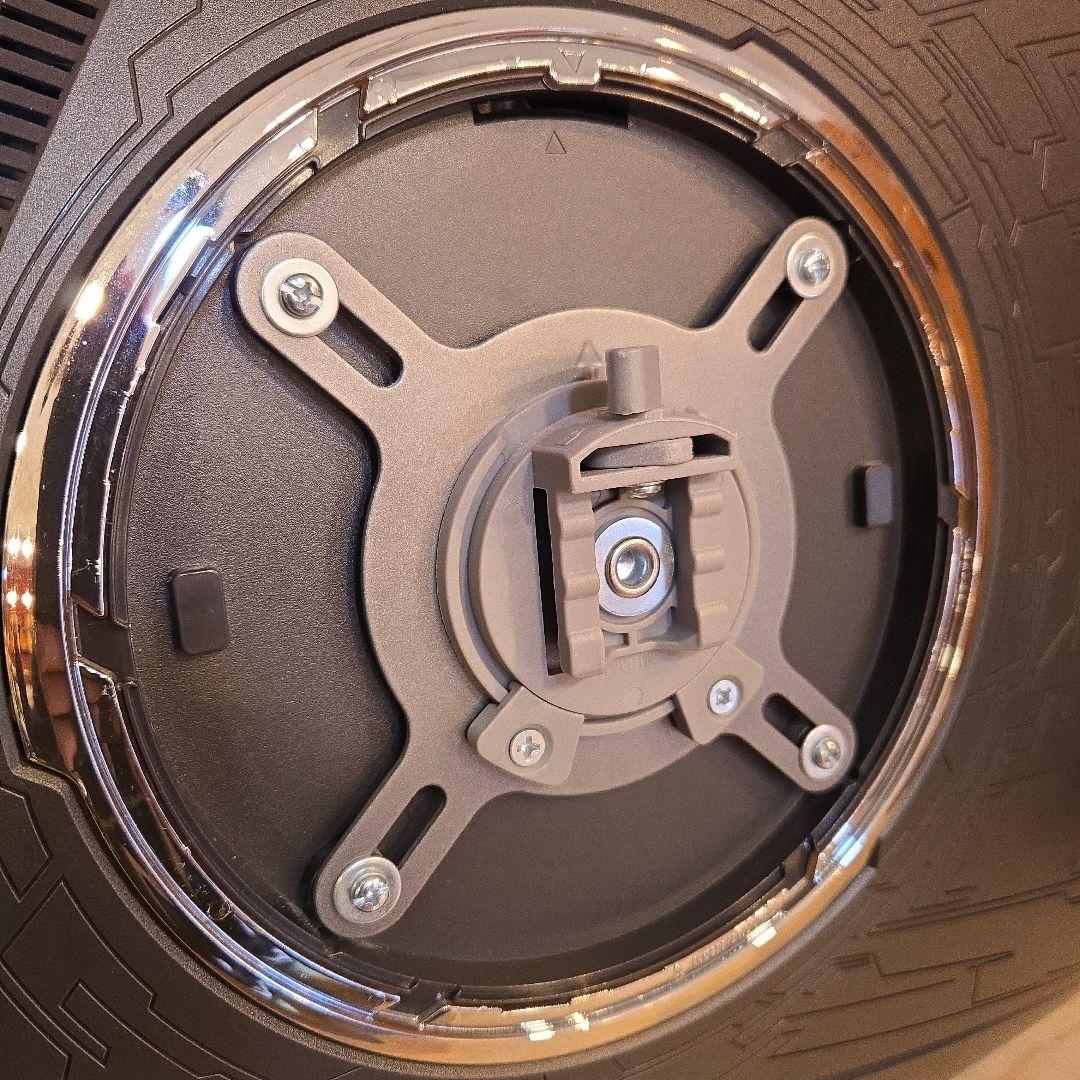 ASUS ゲーミングモニター　XG32VQR 湾曲 31.5インチ　液晶モニター