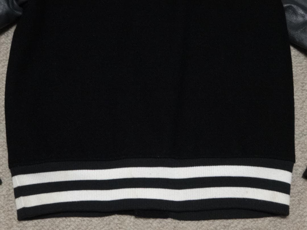 名作　エクストララージ　シカゴ・カブス　パロディー　スタジャン　黒　レザー　牛革