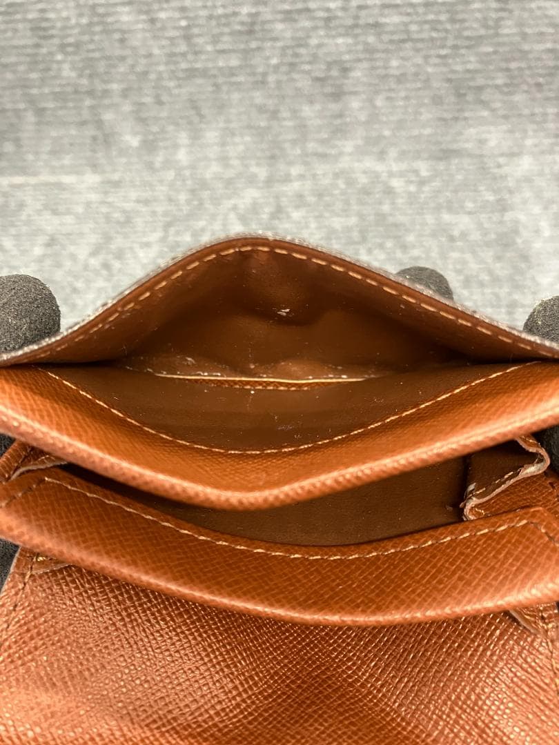 LOUIS VUITTON　ケース　モネプラ　モノグラム　242