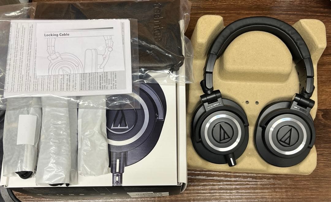 オーディオテクニカ ATH-M50x プロフェッショナルモニターヘッドホン