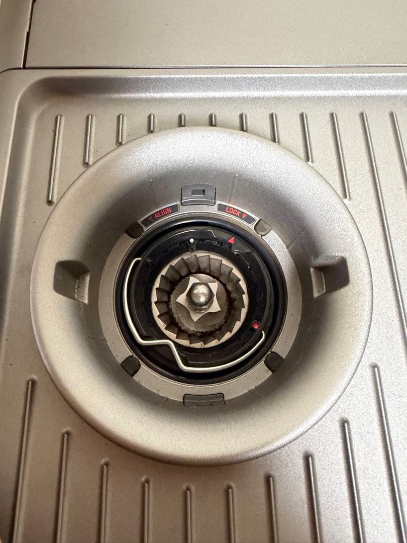 中古エスプレッソマシン Breville BES870XL/B