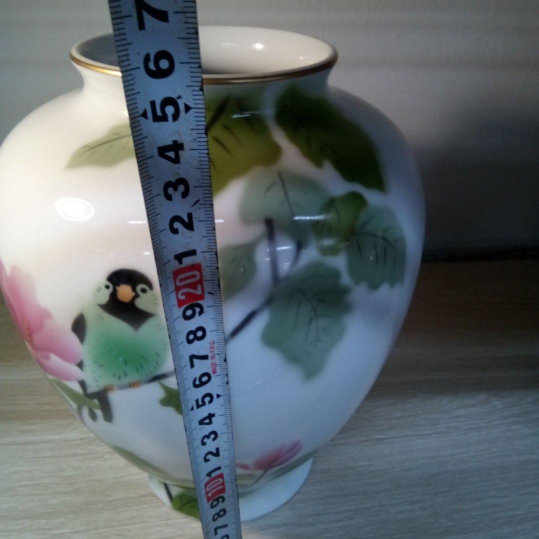 深川製磁　花と鳥の絵柄 陶器花瓶