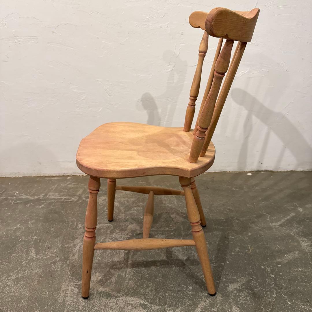 hangoutビンテージ　ダイニングチェア　剥離　1